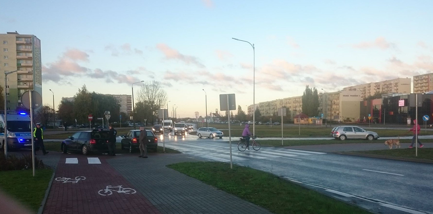Inowrocław - Kolejna kolizja przy rąbińskim pawilonie