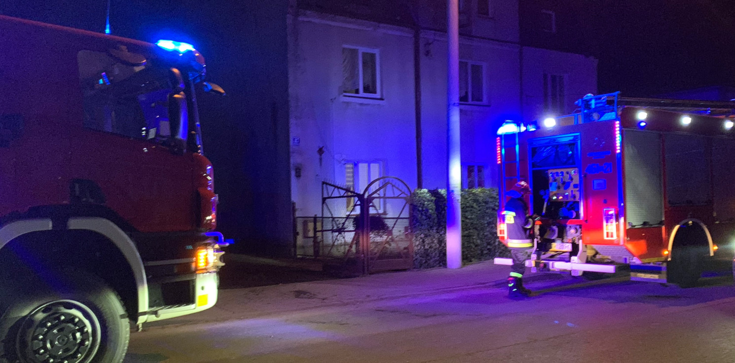 Inowrocław - Wieczorna akcja strażaków na ul. Szymborskiej