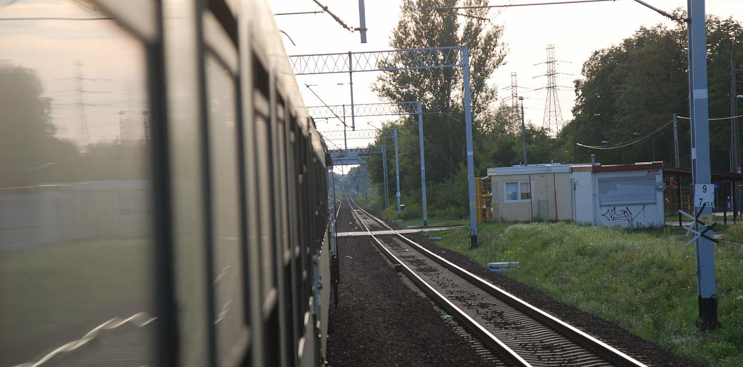 Inowrocław - Chciał rzucić się pod pociąg. Uratowali go