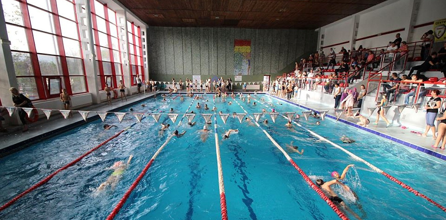 Inowrocław - Rekordowa frekwencja na zawodach pływackich