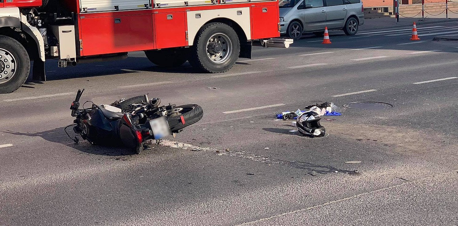 Inowrocław - Zderzenie motocykla z osobówką