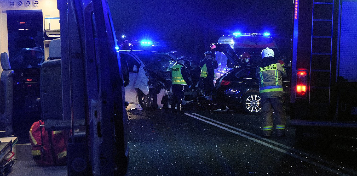 Gmina Inowrocław - Cztery osoby ranne w wypadku przed Jaksicami