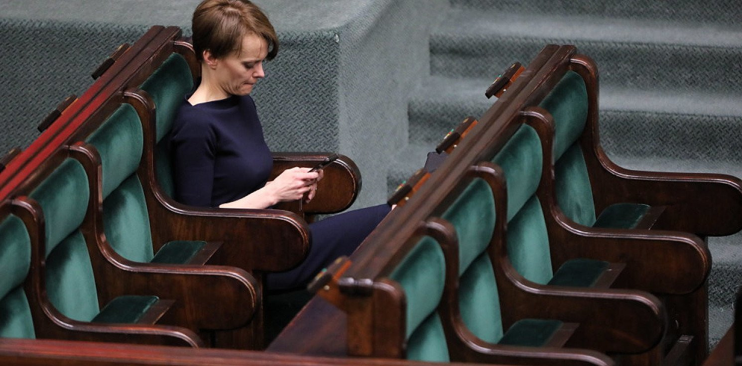 Kraj - Emilewicz: do Sejmu trafi dziś, jutro korekta przepisów dot. tarczy antykryzysowej