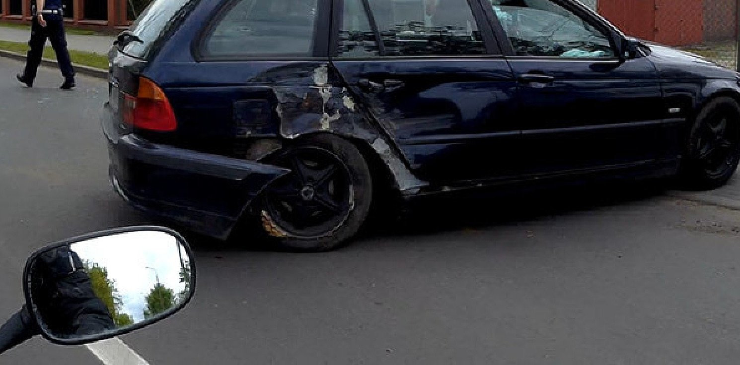 Inowrocław - BMW uderzyło w latarnię