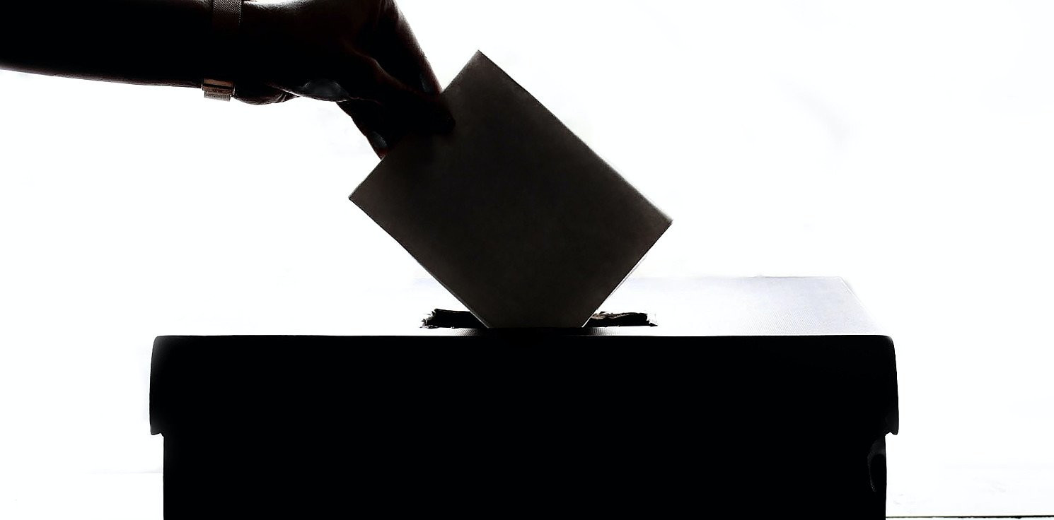 Kraj - Od czwartku można dopisać się do spisu wyborców lub wpisać się do rejestru przez internet