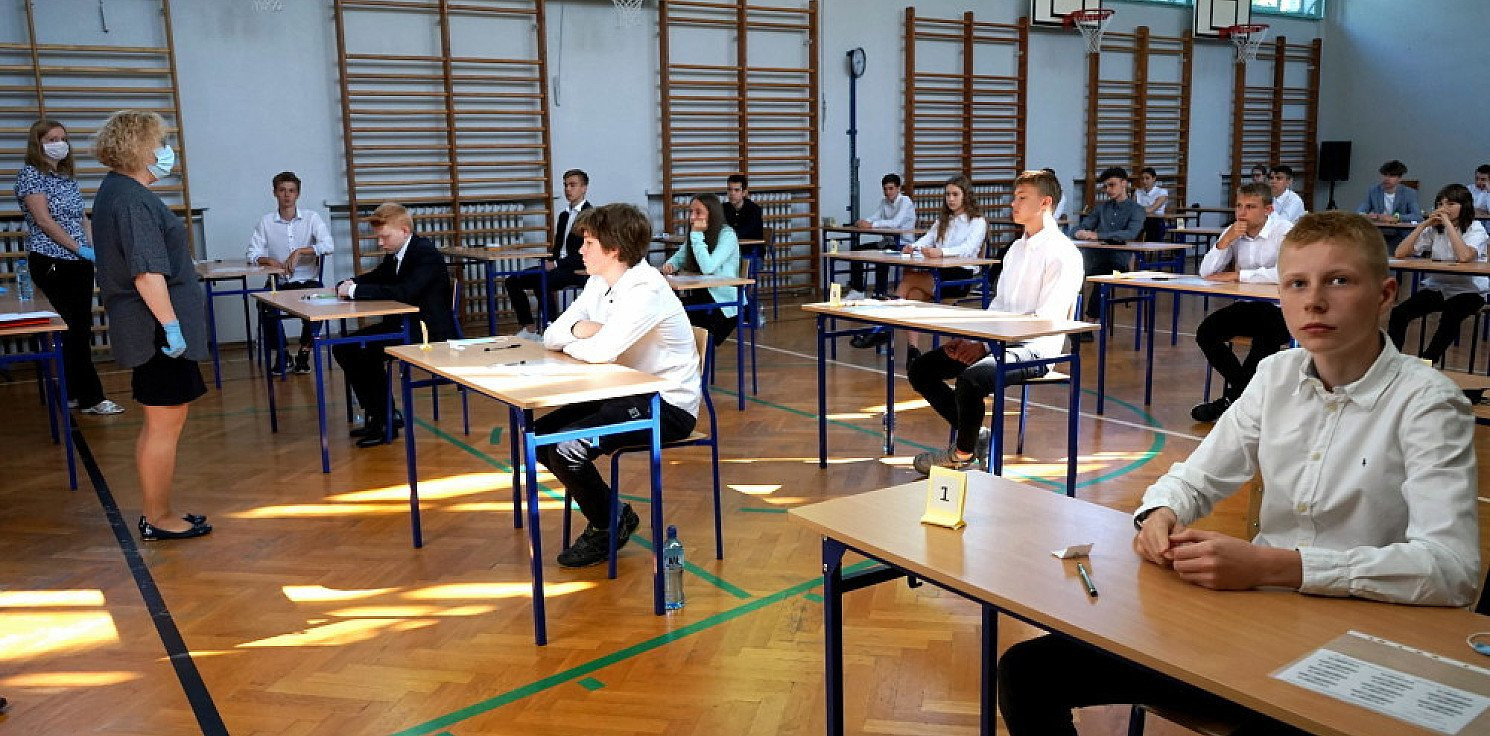 Kraj - Zakończył się egzamin ósmoklasistów z języka polskiego