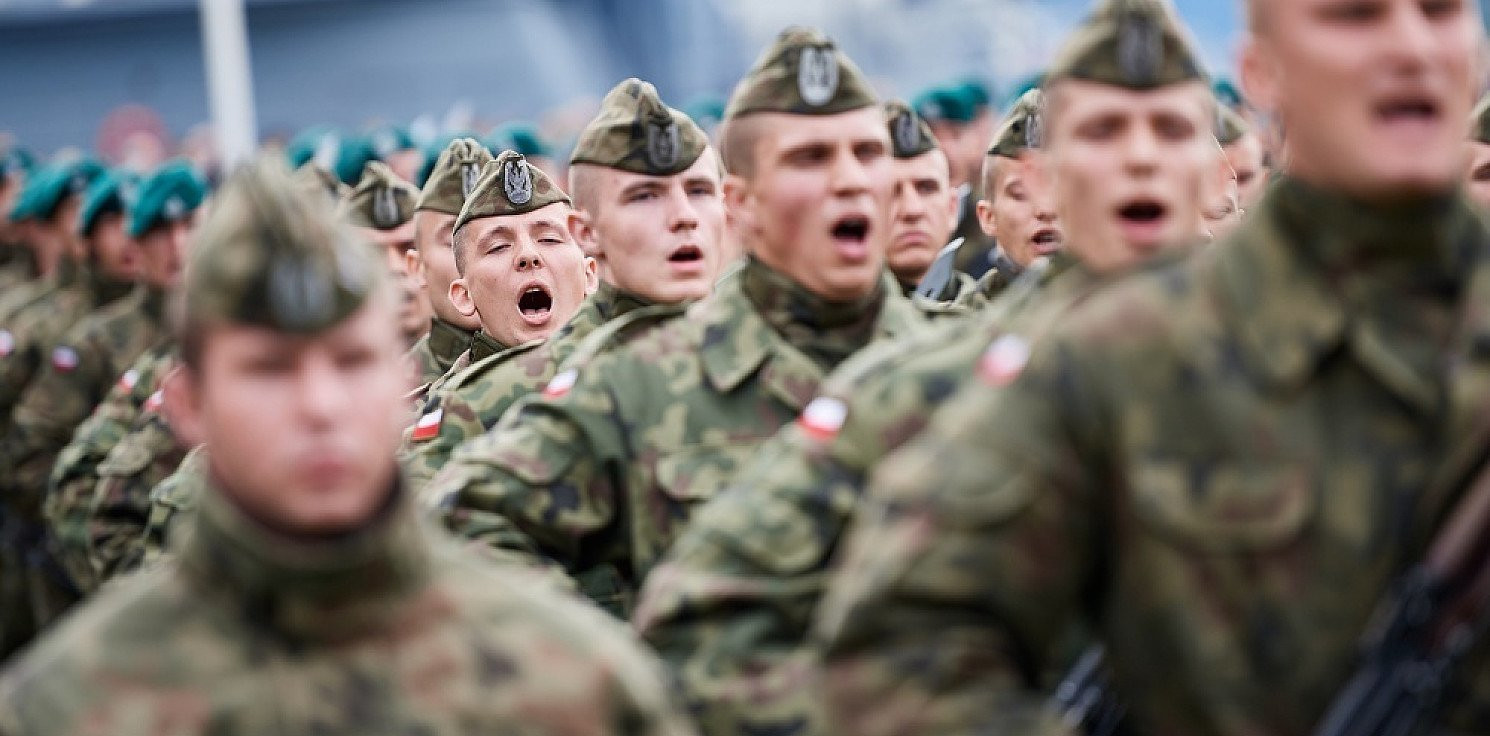 Kraj - W Polskę ruszają mobilne punkty rekrutacyjne do wojska