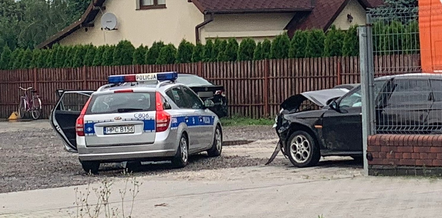 Gniewkowo.online - Dwa auta zderzyły się na "15". Jedna osoba w szpitalu