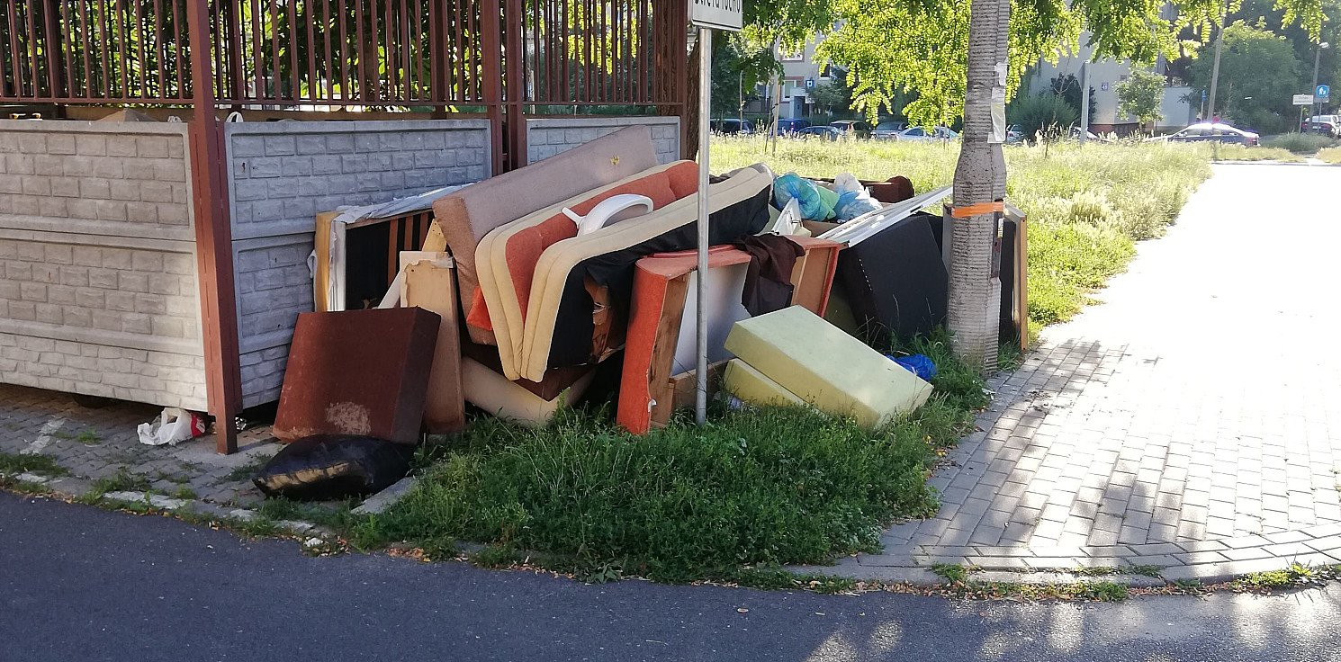 Inowrocław - Alert: dzikie składowisko na Rąbinie