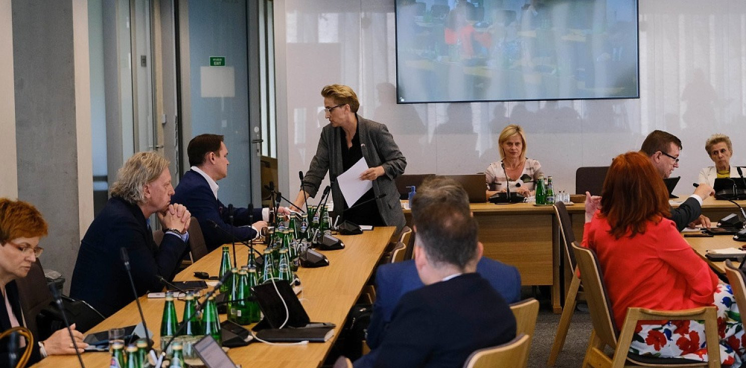 Kraj - Sejmowa komisja kultury odwołała Joannę Lichocką (PiS) z funkcji zastępcy przewodniczącego komisji