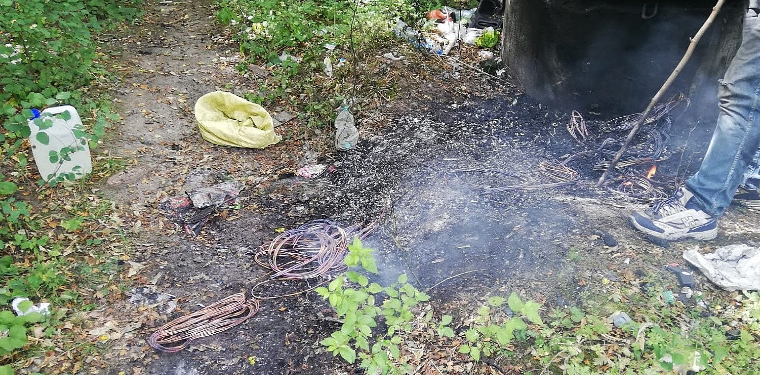 Inowrocław - Wypalanie kabli skończyło się mandatem