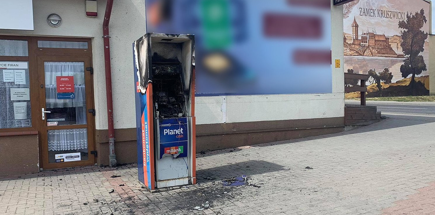 Kruszwica - Pożar bankomatu. Próbowano go wysadzić?