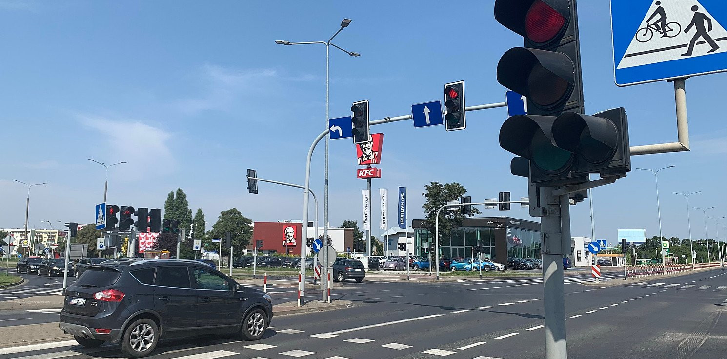 Inowrocław - Czekając na zielone. Zmiany dopiero po remontach