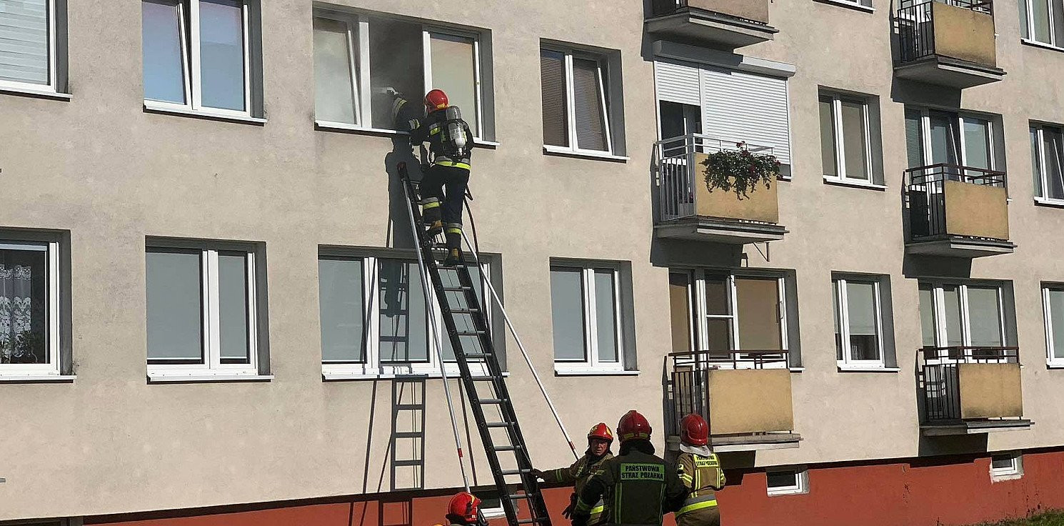 Inowrocław - Pożar mieszkania na os. Piastowskim