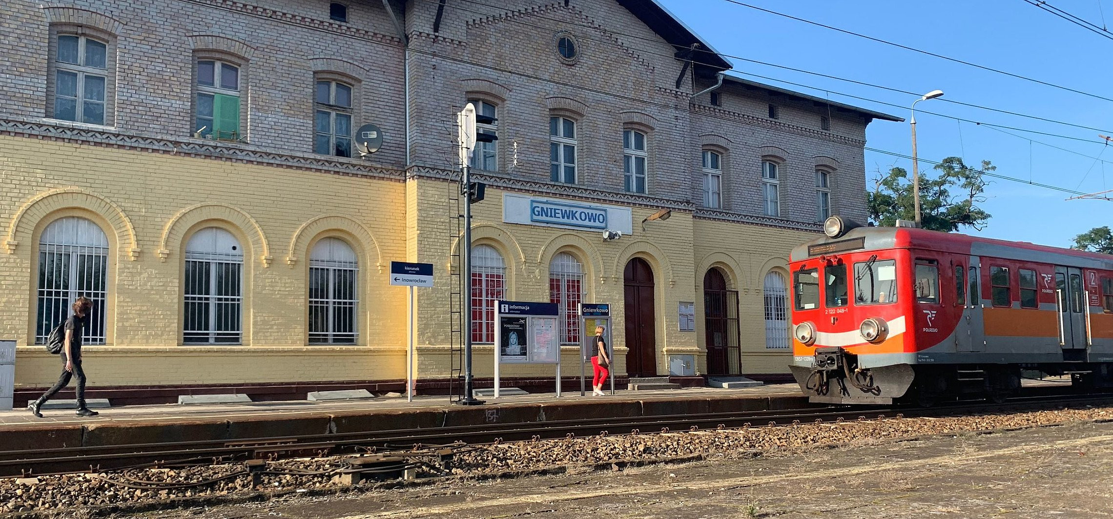 Region - Nowe perony na linii kolejowej do Torunia