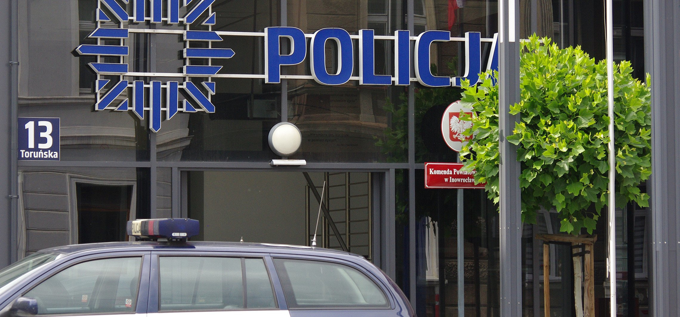 Inowrocław - Policjanci czekają na telefon od dzieci. Są upominki