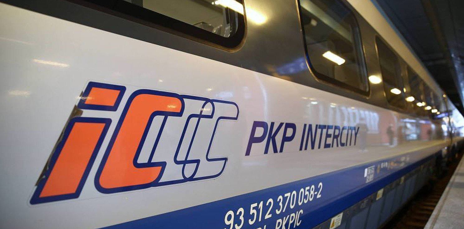 Kraj - PKP Intercity zmienia zasady rezerwacji miejsc w pociągach