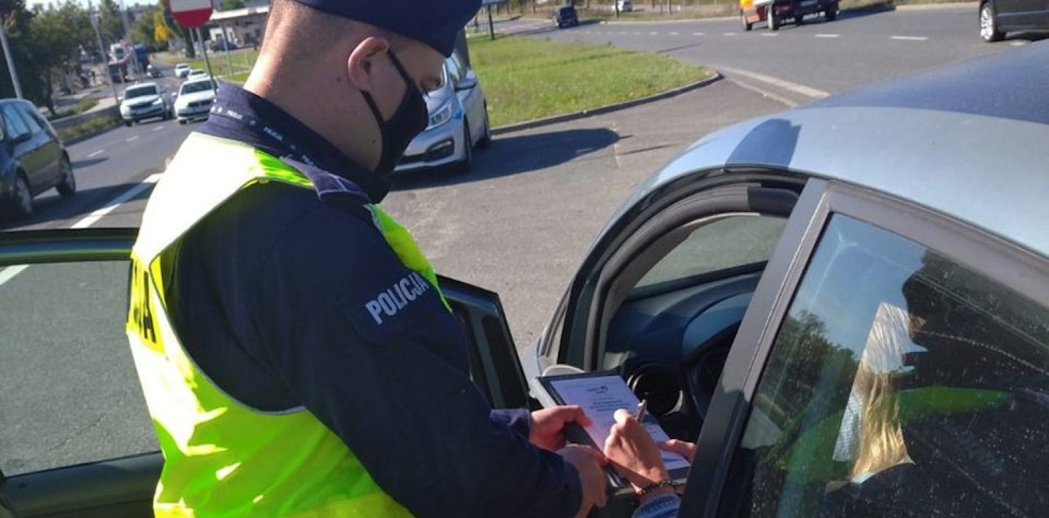 Bydgoszcz - 18 wniosków o ukaranie do sądu za brak maseczek