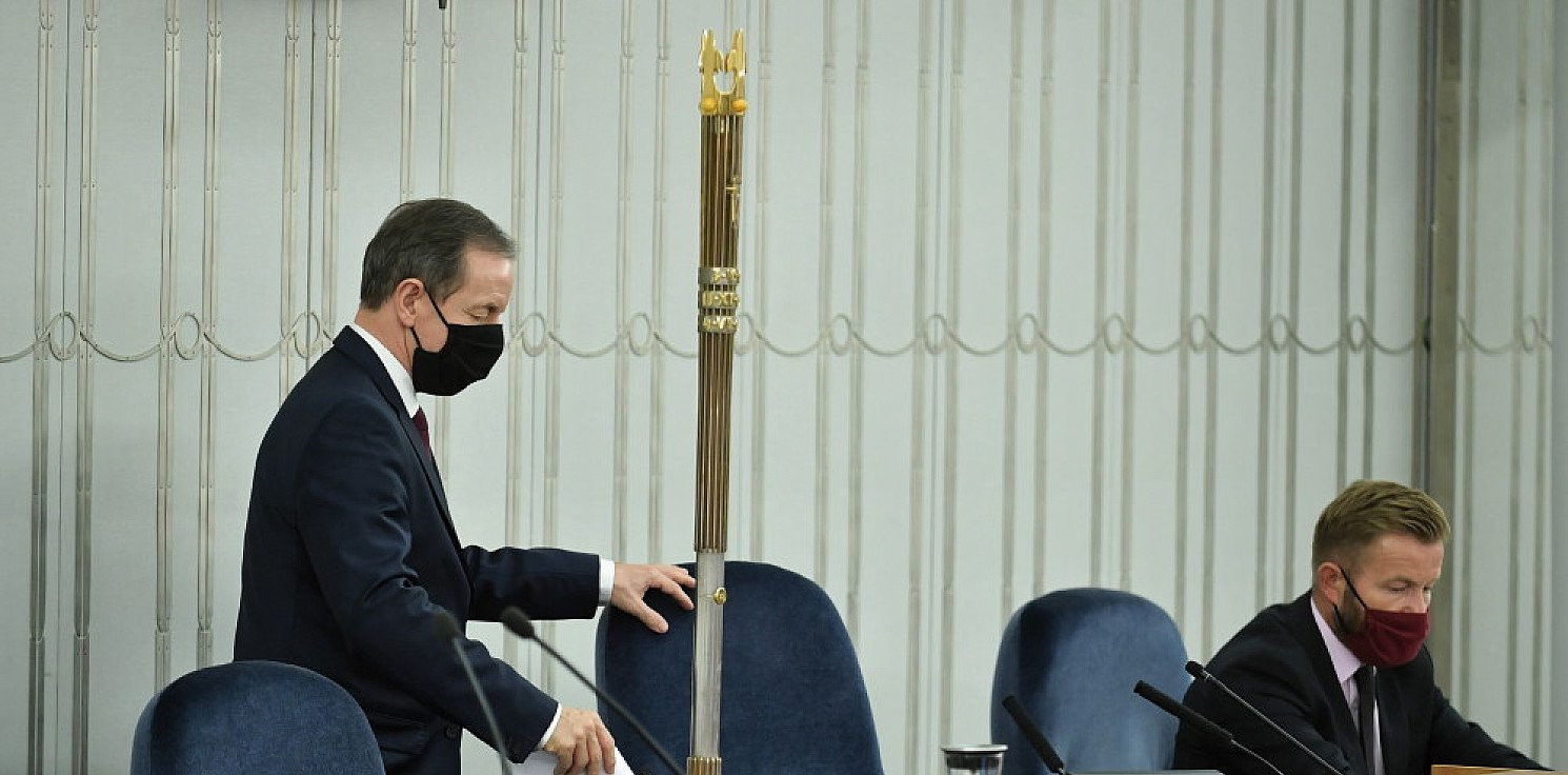 Kraj - Senat wprowadził kilkadziesiąt poprawek do noweli o ochronie zwierząt