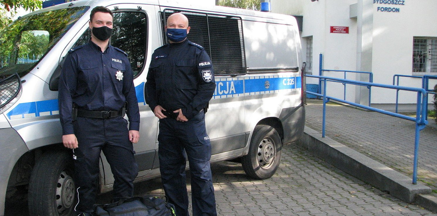 Bydgoszcz - Powiesił się na lince. Udało się go uratować