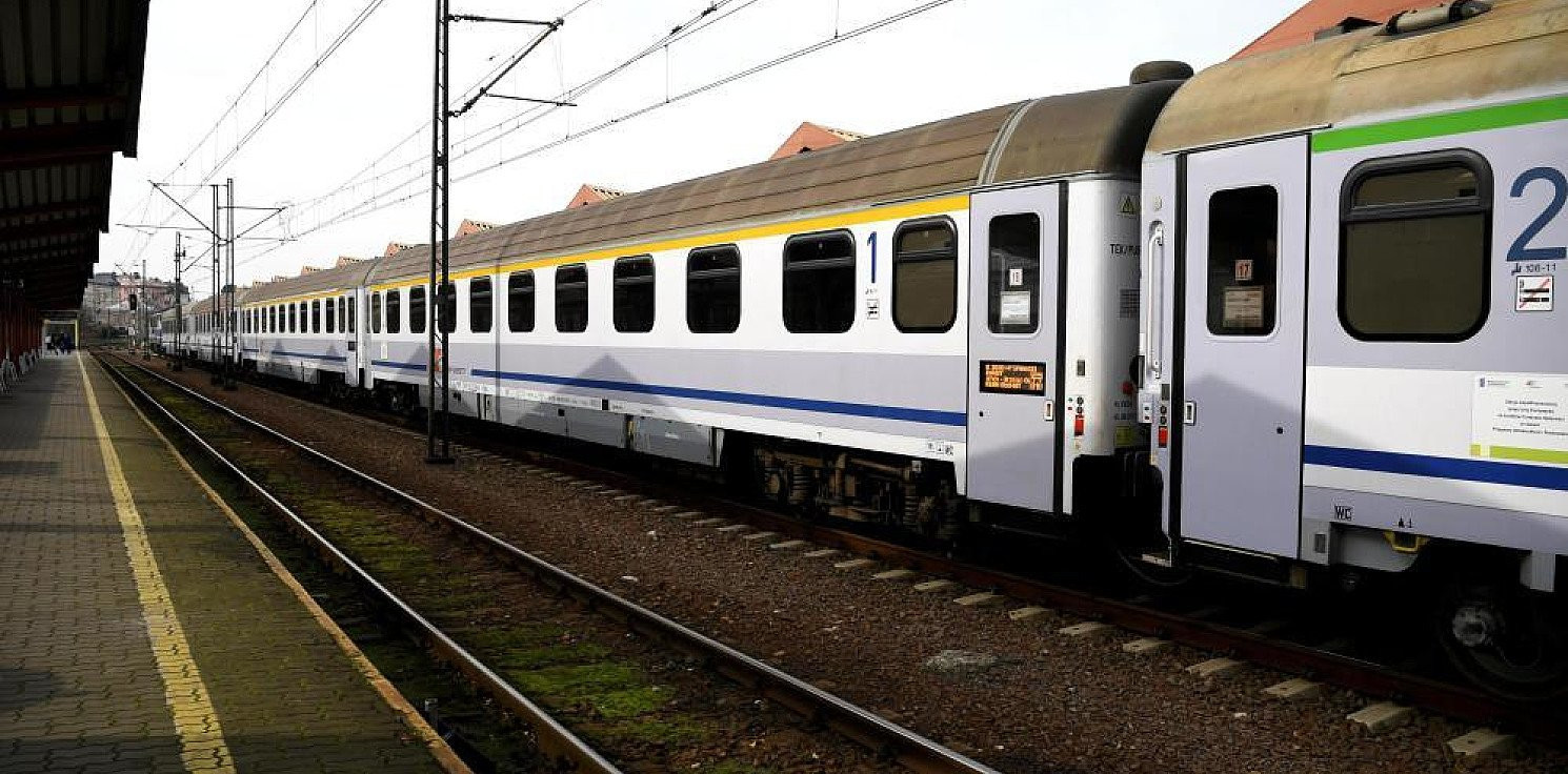 Kraj - PKP Intercity: od 6 listopada br. część pociągów tymczasowo odwołana
