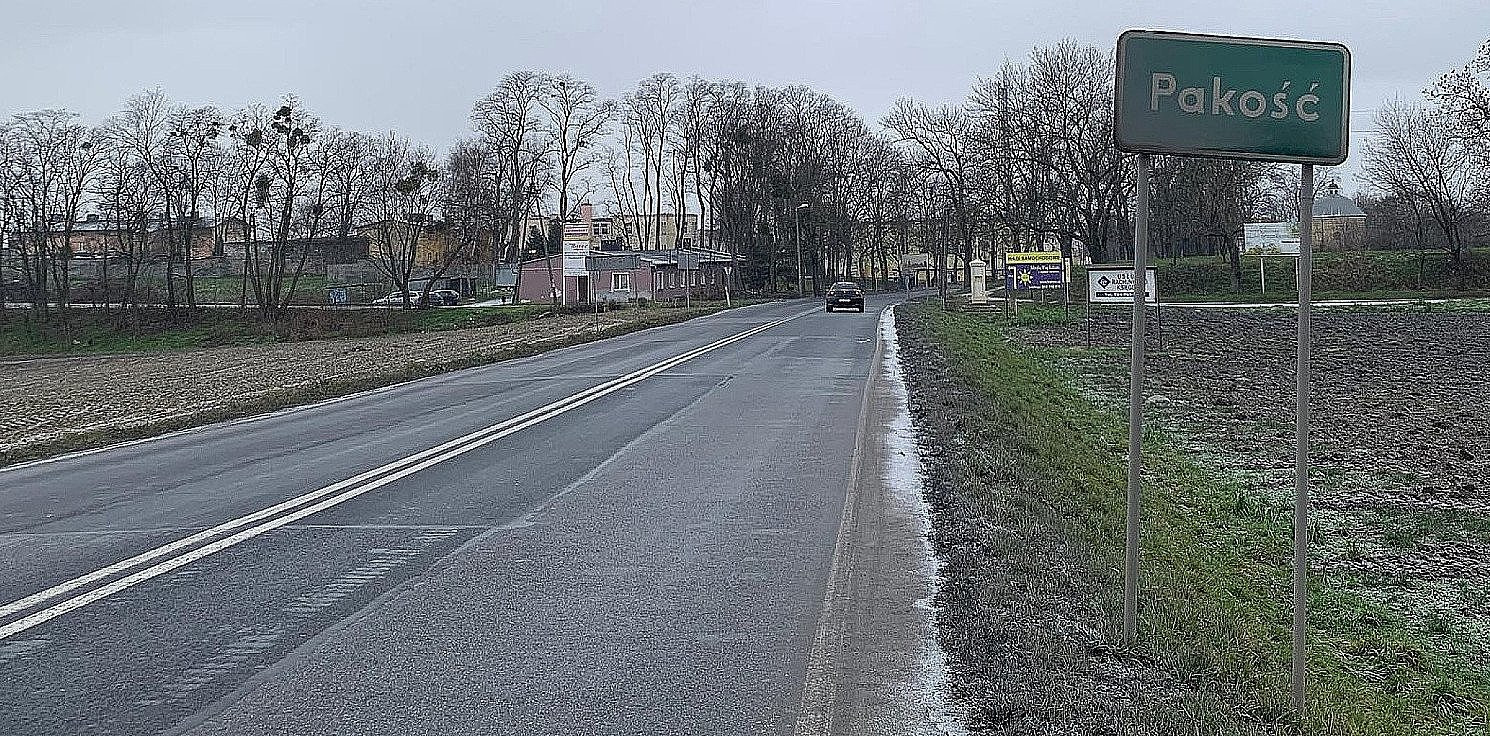 Pakość.online - Pijany 72-latek na skuterze uciekał przed policją 