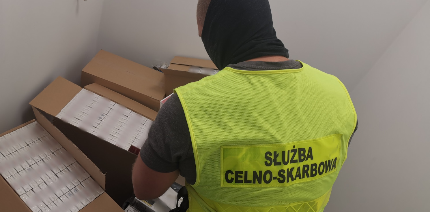 Bydgoszcz - Papierosowa kontrabanda pod Bydgoszczą
