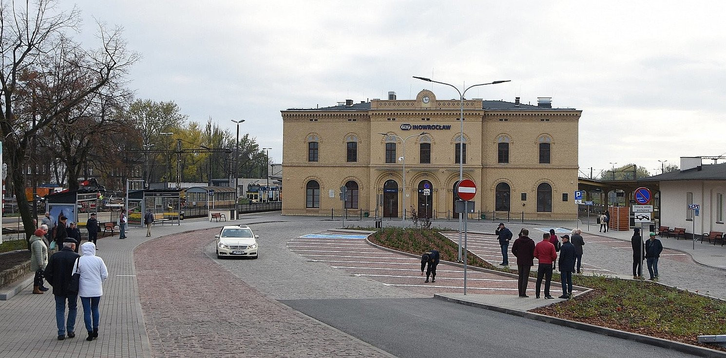 Inowrocław - Rozbój na dworcu PKP. Policja szuka świadków