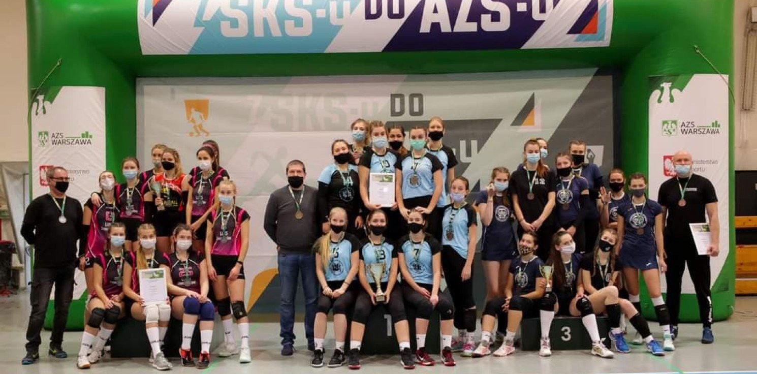 Inowrocław - Siatkarki z Konopy ze srebrnymi medalami