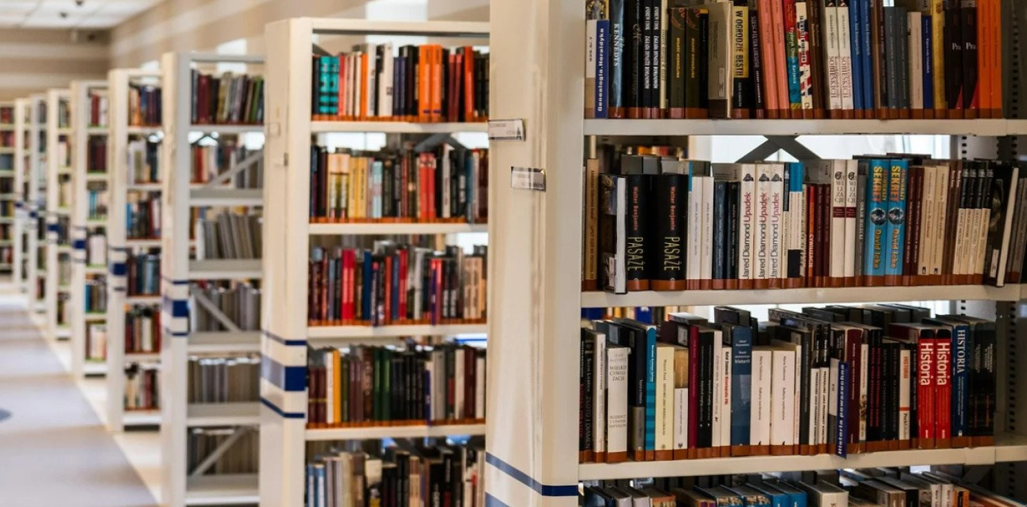 Inowrocław - W okresie świątecznym biblioteka działa inaczej