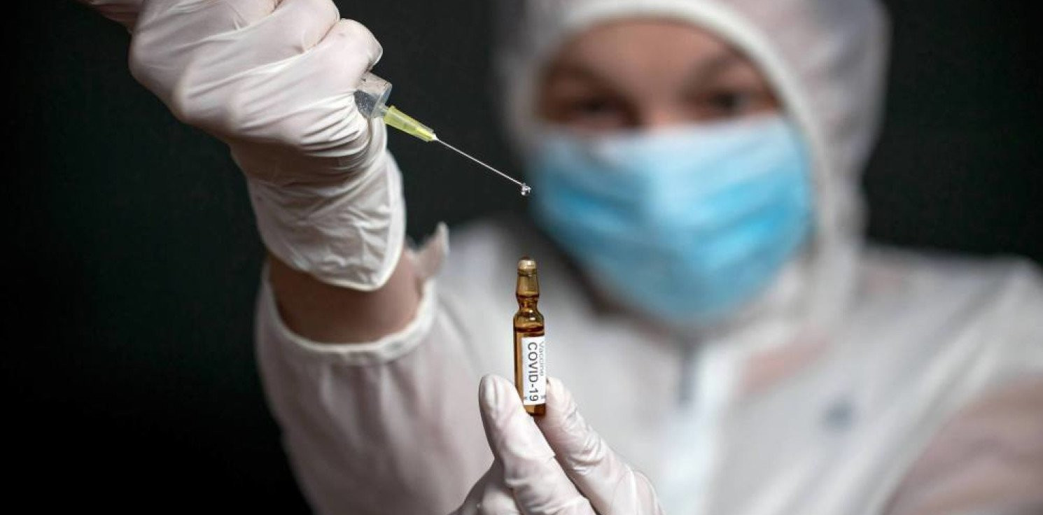 Kraj - Kantar: Polacy częściej obawiają się szczepionki na koronawirusa, niż zarażenia tym wirusem